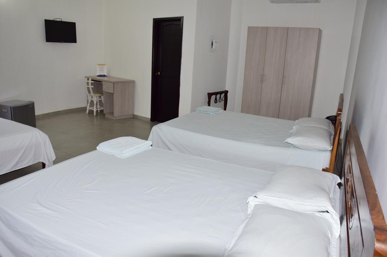 Hotel Plaza Real Montelibano Luaran gambar
