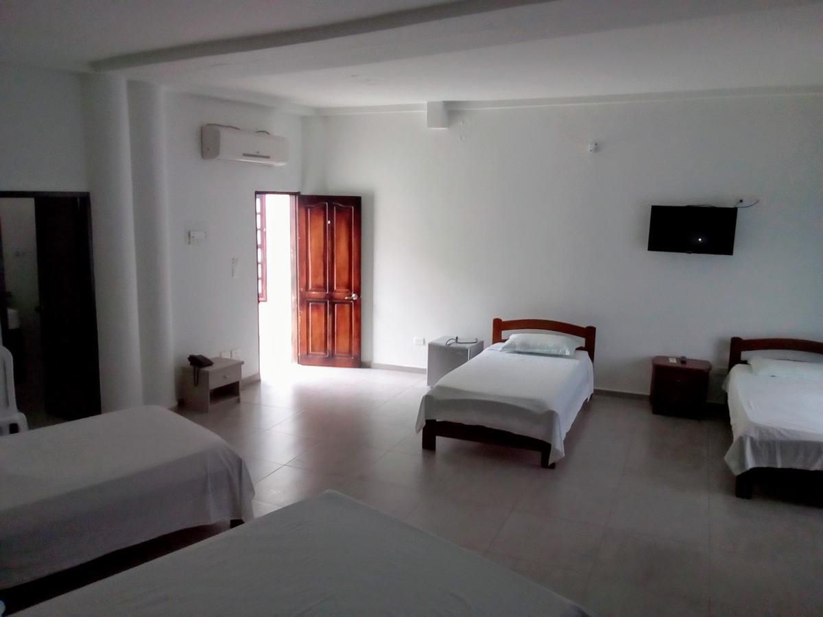Hotel Plaza Real Montelibano Luaran gambar